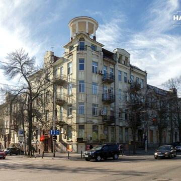 Фабра, 15