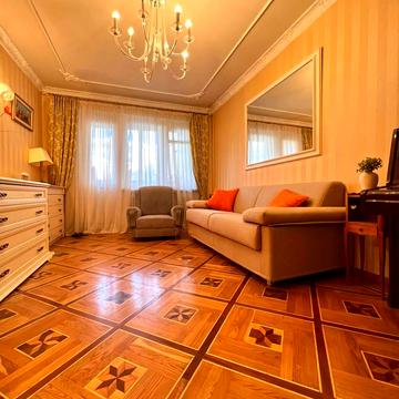 Людвіга Свободи просп., 58