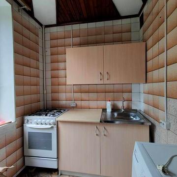 Продам 1 комнатная квартира Залютино.