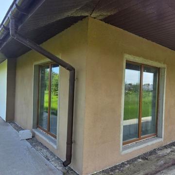 Дібровна, 16Б