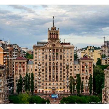 Хрещатик вул. (Kreschatic), 25
