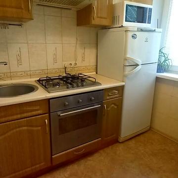 Продаж 1к Квартира Ньютона вулиця