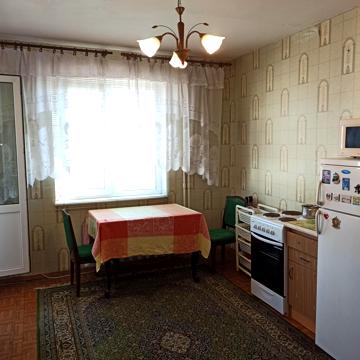 Драгоманова вул., 14