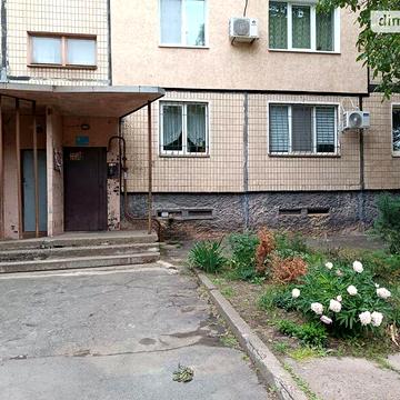 Продаж 3к Квартира Щорса вулиця