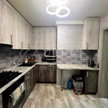 5К квартира 108 м² квартира в Києві, за адресою: вулиця Тростянецька