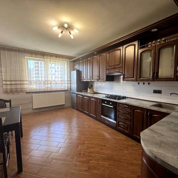 Оренда 3-кімн. квартира євроремонт Трускавецька 98/25м² 2/3ц 1000$+КП