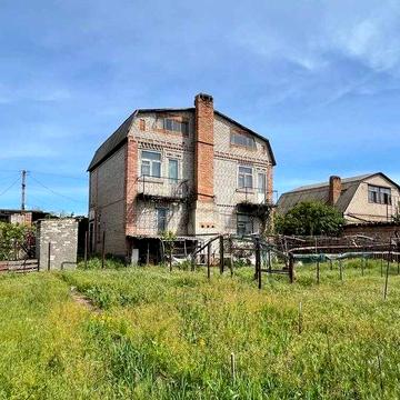 Продаж 4к будинку з гаражем Довгинцево