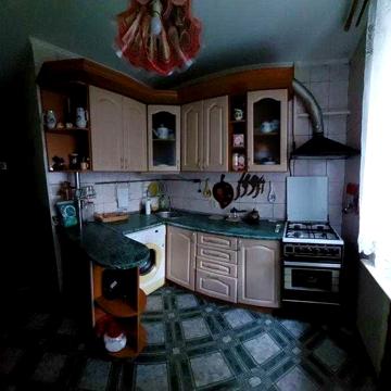 Алмазний, у продажу трикімнатна квартира