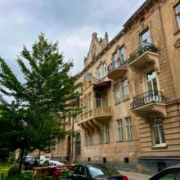 Івана Рутковича вул. (), 4