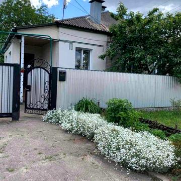 Продам будинок м.Ізюм 70м.кв в ідельному стані