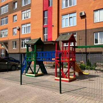 Продаю 2-х кім. новобудову, в. Чкалова 9в,(не задана в эксплуатацию)