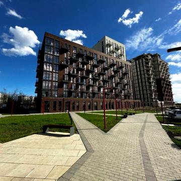 Радісна вул., 29, к.1