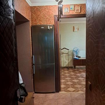 Героїв Майдану вул. (Театральна), 46