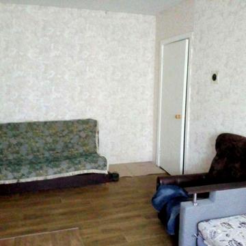 2 комнатная без комисии ул.Б.Хмельницкого. 20 Продам.