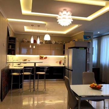 Продаж 3-к квартири Печерськ