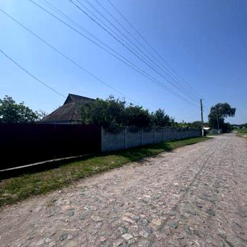 Продам будинок , дача . Село Лосятин Київська область