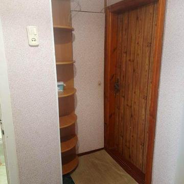 Продам 1 кімнатну квартиру