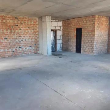 3-кімнатна квартира, центр міста, Пішонівська.