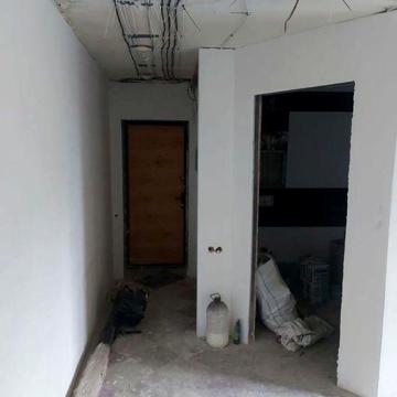 Продам 3х квартиру студия