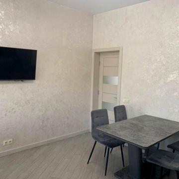 Продам танхаус с. Нові Петрівці Київська область