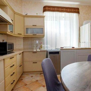 Продажа квартиры 5 комнат ремонт 163м2 ЖК Золотоустівський