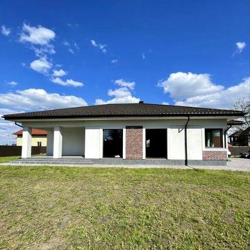 Одноповерховий будинок