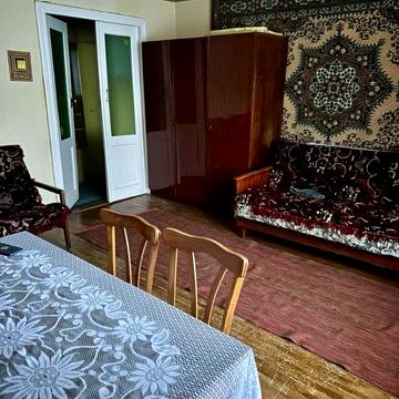Продаж 4-кімнатної квартири