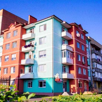 2-кімнатна квартира у довгострокову оренду або продаж