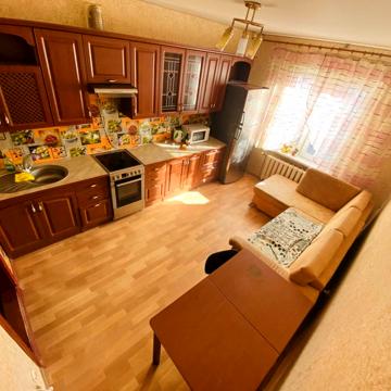 Урлівська вул., 17