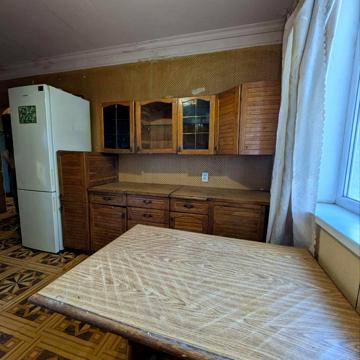 Амосова вул. (Корчагінців), 27