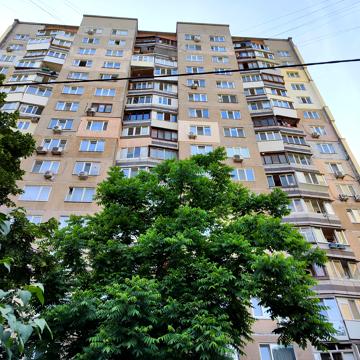 Георгія Гонгадзе просп. (Радянської України), 24-Б
