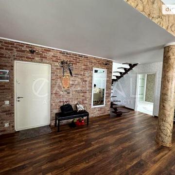 Продаж 3к Квартира Тополева вулиця ЖК Family