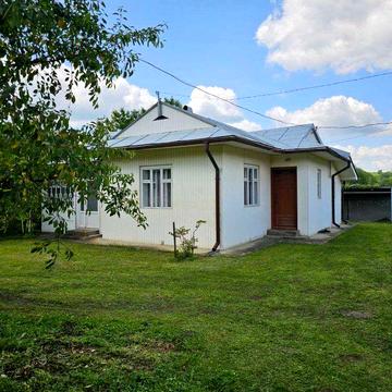 Продається будинок плюс 85 соток землі по вигідній ціні