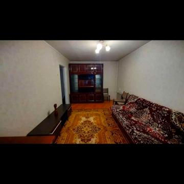 Віктора Ярмоли вул., 6/8