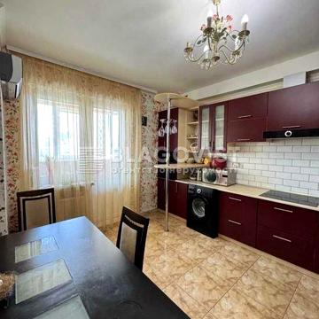 74 м2 Градинська 2 к квартира з якісним ремонтом