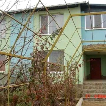 (13) Продам капітальний 2-поверховий будинок у Малодолинському