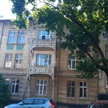 вул. Генерала Чупринки, 3