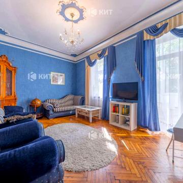Леся Курбаса вул., 7