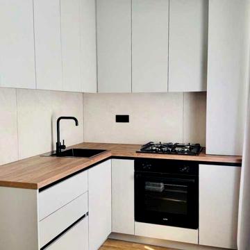 Продаж 3к квартири 55.9 кв. м на просп. Космонавтів 7