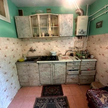 Михайла Грушевського вул., 39
