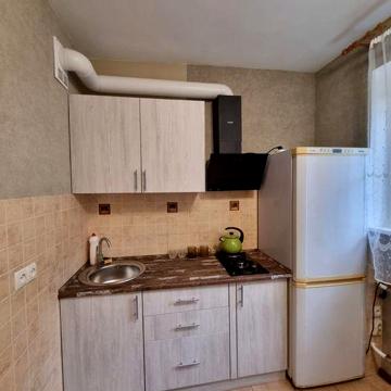 Продам 1 комнатную квартиру на Державинской