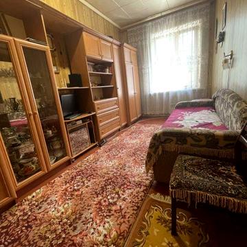 Продам 3 кім.квартиру. Сталінка.Велика Перспективна