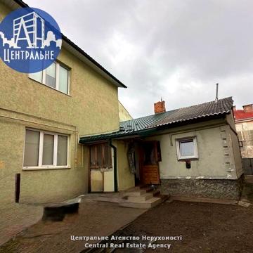 29-го Березня вул., 30