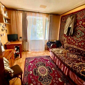 Продаю 2 кімнатну гостинку 10 хв метро Холодна гора