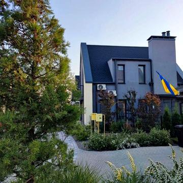 Здамо будинок в одному з найкрасивіших котеджних містечок  Вілладжо