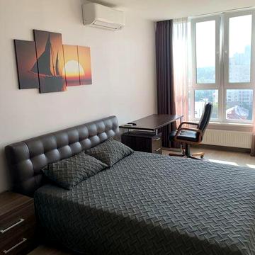 Здається сучасна, в ідеальному стані, з якісним ремонтом 1к кв. 41м2