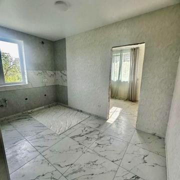 Продам 1 о кімн квартиру вул. Момота