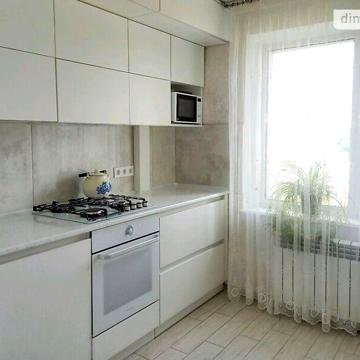 Продаж 3к Квартира Прибузька вулиця