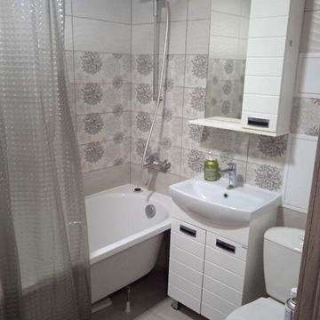 Продаж 1к Квартира Небесної Сотні (Леніна) вулиця