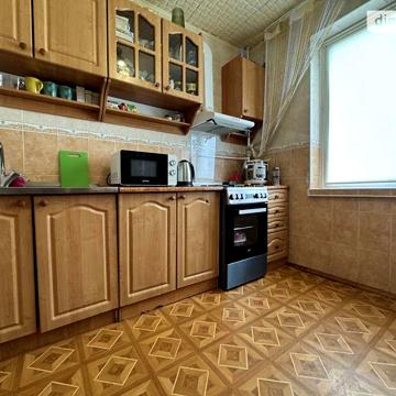 Продаж 2к Квартира Лялі Ратушної вулиця